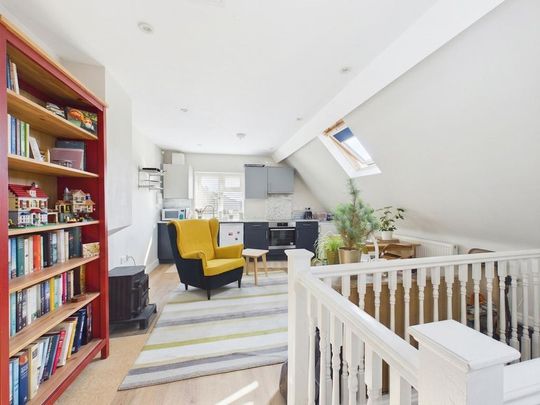 1 bedroom flat to rent - Photo 1