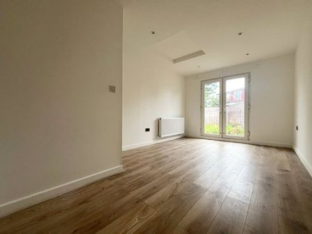 Elm Close, Twickenham, TW2 5JR - Photo 5