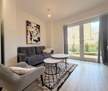 3 bedroom terraced house to rent - Photo 3