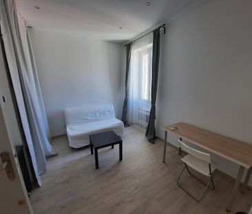 Location Appartement 1 pièce 24m² MARSEILLE 1er - Photo 4