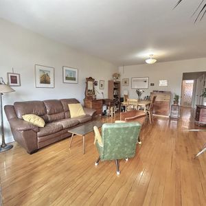 Grande Allée / Brown Appartement 4 ½ à Louer Montcalm / Saint-Sacrement Juillet 2026 - Photo 3