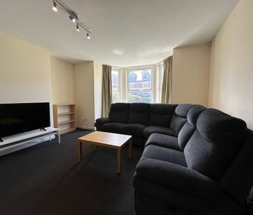 8 bedroom house to rent - Photo 3