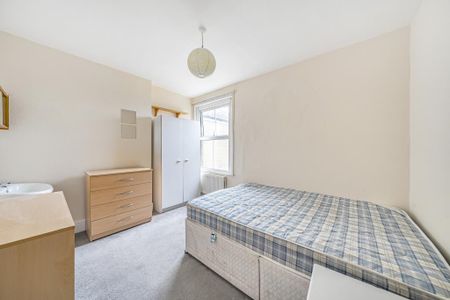 5 bedroom maisonette to rent - Photo 2