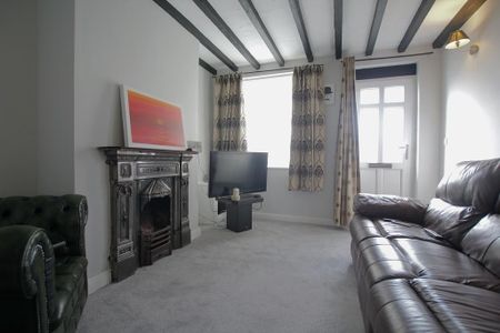 2 bedroom terraced house to rent - Photo 3