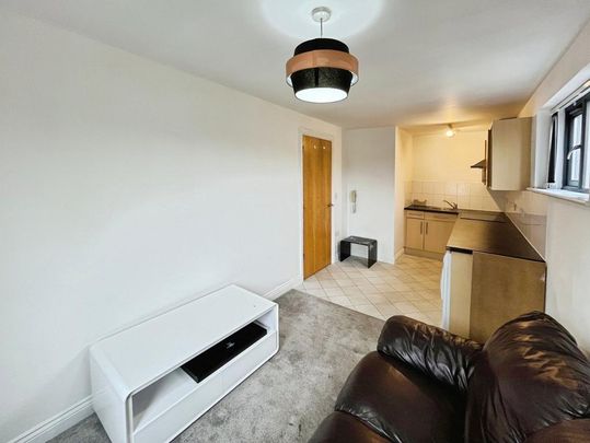 1 bedroom apartment to rent - Photo 1