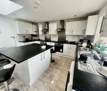 1 bedroom in a house share to rent - Photo 6