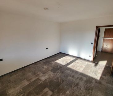 Schicke 2-Zimmer Wohnung mit Balkon im 3. OG in Heilbronn - Photo 2