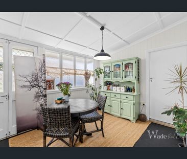 Quirky & Quaint - Photo 4