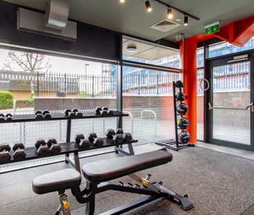 1 bedroom private hall to rent - Photo 6