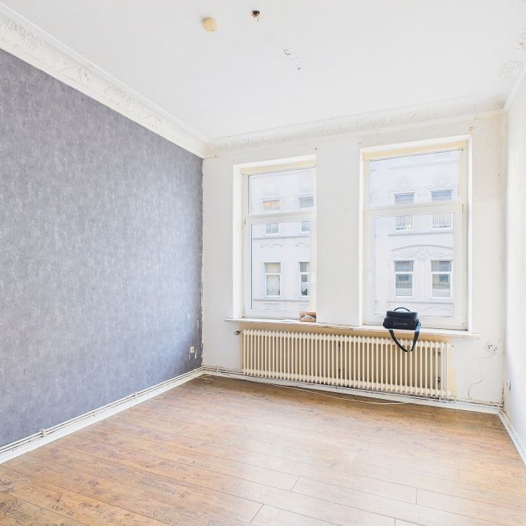 -Sichern Sie sich Ihre Renovierungsprämie- 5 Zimmer Altbauwohnung in Wilhelmshaven - Photo 1