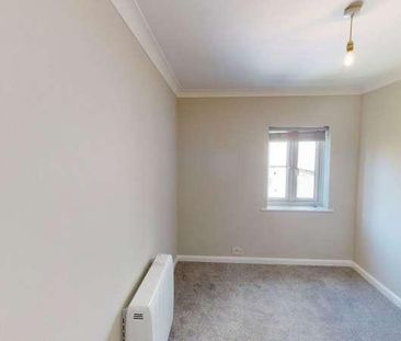 Eastern Road, Romford, Essex, RM1 - Photo 5