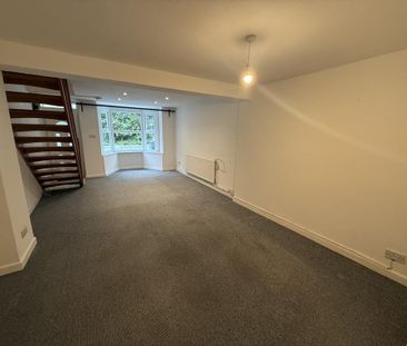 2 bedroom terraced house to rent - Photo 2