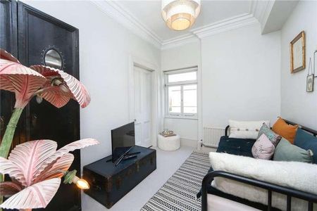 Leamington Road Villas, London, W11 - Photo 4