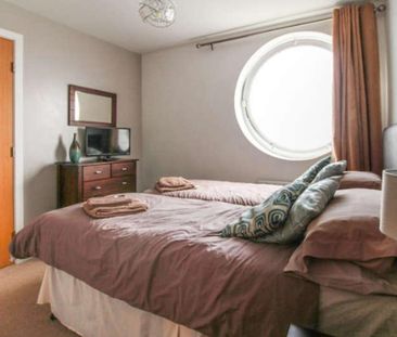 The Lantern Building, Davidson Close, SO45 - Photo 5