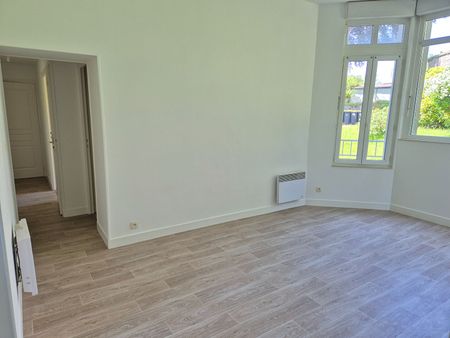 A LOUER Appartement 50000 Saint-Lô 3 pièce(s) 45.77 m² - Photo 4