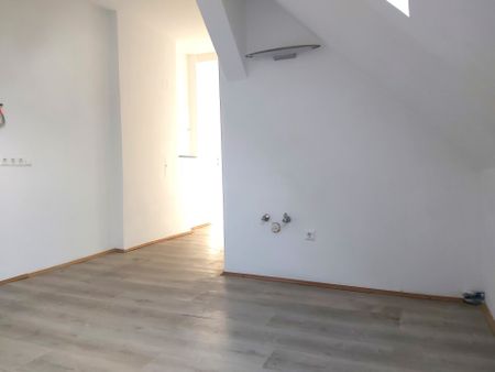 Helle 2-Zimmer-Wohnung im Zentrum - ruhige Innenhoflage! - Photo 5