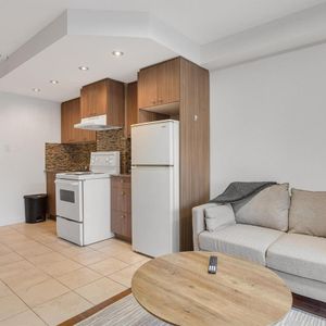 Studio Furnished - 1180 Rue Du Fort, Ville-Marie - Photo 2