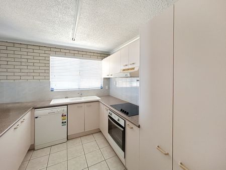 5/97 Esplanade, Golden Beach QLD 4551 - Apartment For Rent | Domain - Photo 5