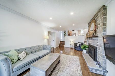 For Lease - 124 Tyson Drive, East Gwillimbury, Ontario - Photo 3