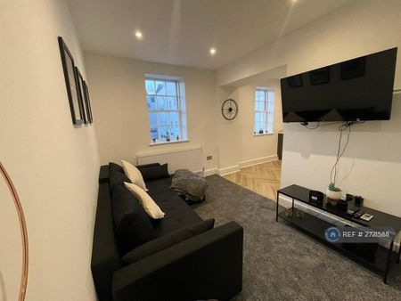 2 bedroom maisonette to rent - Photo 2