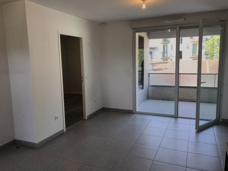 Appartement À Louer 2 Pièces , 38 M² - Photo 4