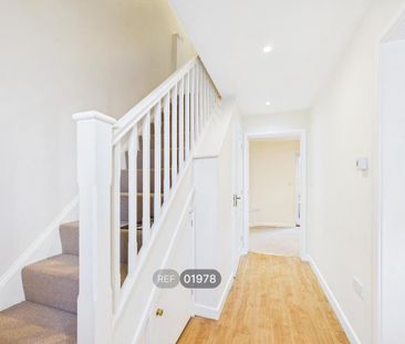 2 bedroom terraced house to rent - Photo 5