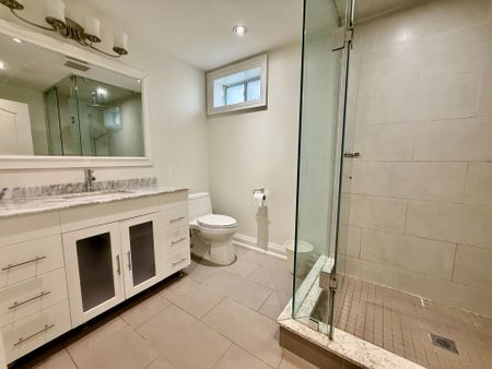 For Lease - 256 Boake Trail, Richmond Hill, Ontario - Photo 3