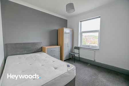 1 bed house of multiple occupation to rent in Waterloo Road, Hanley, Stoke-on-Trent - Photo 4