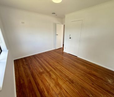 Cosy Inside, Spacious Outside! - Photo 1