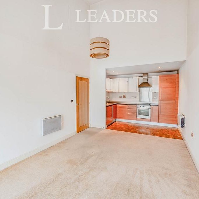2 bedroom flat to rent - Photo 1