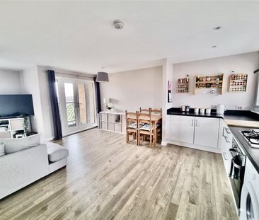 Modern two bedroom first floor apartment on popular Milton Keynes d... - Photo 3