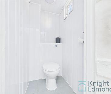 2 bed mid-terraced house to rent in Fox Street, Gillingham, ME7 - Photo 5