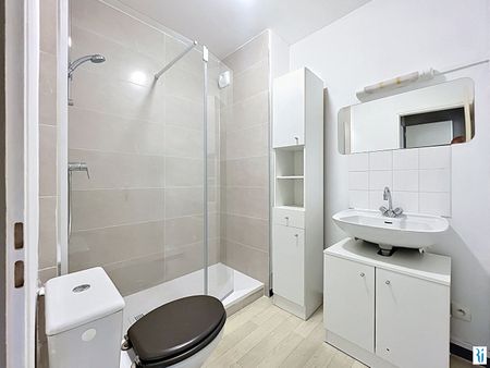 Location Appartement 2 pièces 46m² MAROMME 76150 - Photo 4