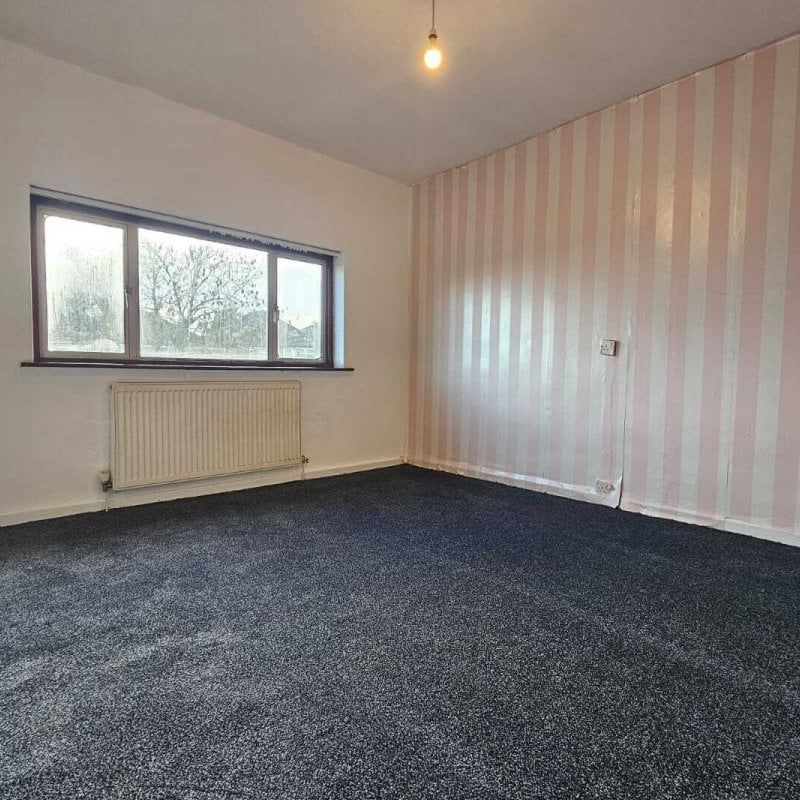 Lechlade Road - Photo 1