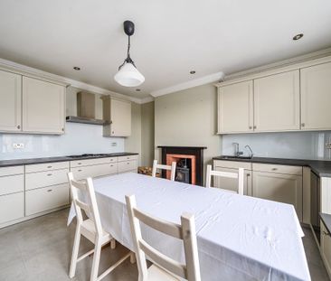 3 bedroom flat to rent - Photo 5