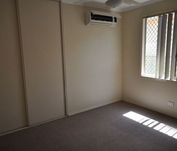 Comfortable 3x1 Close to Shops, Schools & Local Amenities - Photo 6