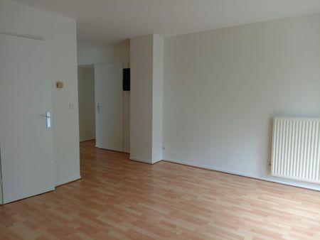 Secteur COURLANCY appartement T2 , avec extérieur et garage, disponible le 15 septembre 2025 - Photo 3