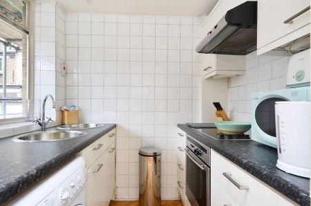 Studio to rent - Photo 2