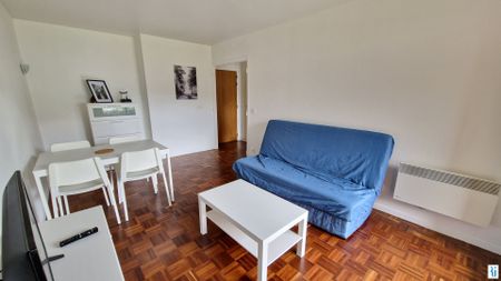 Location Appartement MONT SAINT AIGNAN - Photo 5