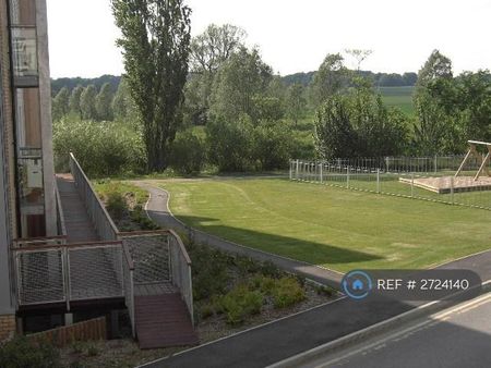 4 bedroom terraced house to rent - Photo 4