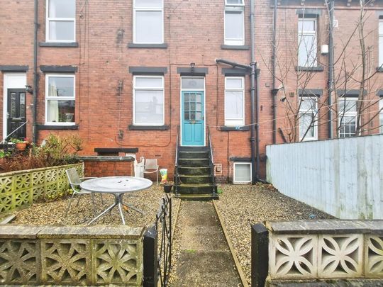 2 bedroom semi-detached house to rent - Photo 1