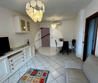 Trilocale in affitto - Photo 1