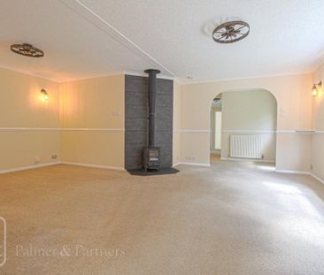 2 bedroom bungalow to rent - Photo 1