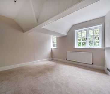 Hindhead Road, Hindhead, Surrey, GU26 - Photo 1