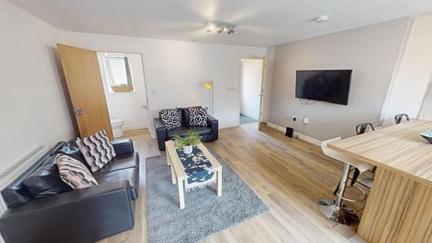 4 bedroom townhouse to rent - Photo 1