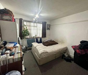 Leamington Crescent, Harrow, HA2 - Photo 6