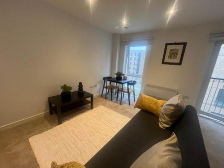 Studio to rent - Photo 3