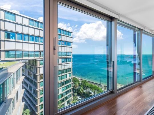 3 room luxury Apartment for rent in Cascais e Estoril, Portugal - Photo 1
