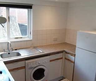 1 bedroom flat to rent - Photo 5