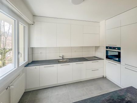 Appartement de 4.5 pièces au1er avec balcon. - Foto 2